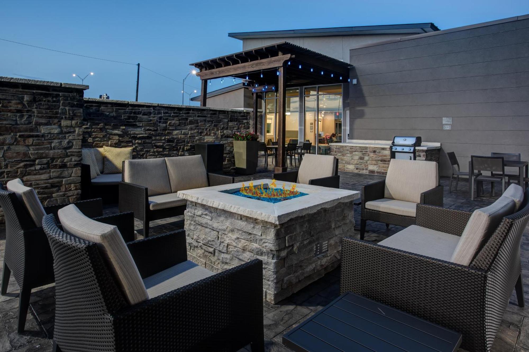 Residence Inn By Marriott Wichita Falls Bagian luar foto
